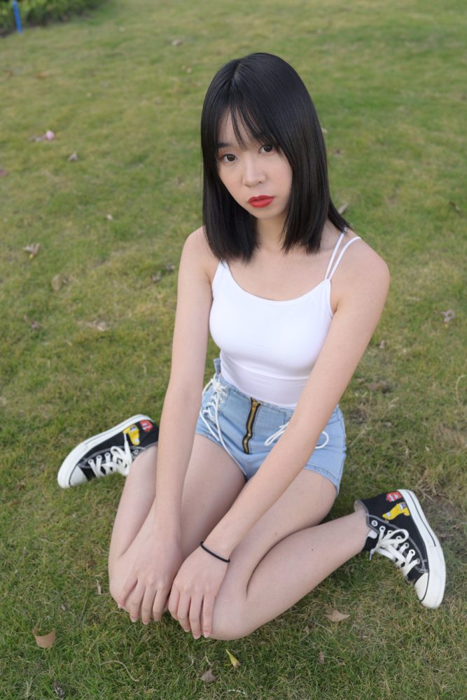 J0902 486P18V-15.3GB-美美图社