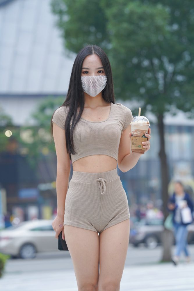 J2027 417P5V-14.9GB-美美图社
