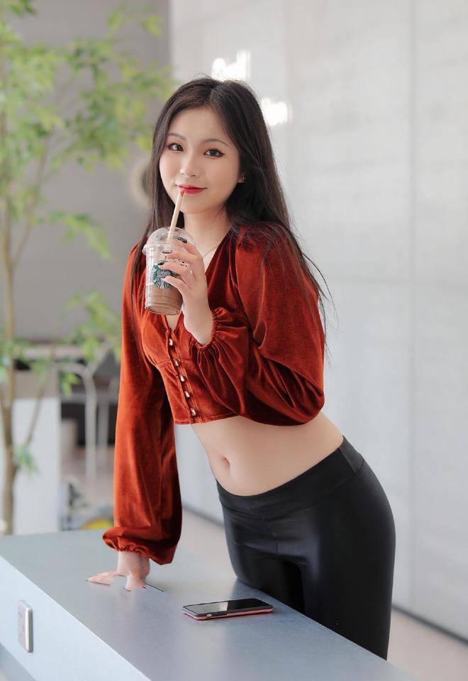 图片[3]-非常甜美的皮裤女孩 J1236 322P11V-16.4GB-美美图社