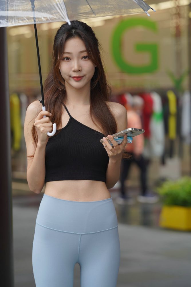 大眼睛瑜伽裤女孩J2903 988P8V-37.6GB-美美图社