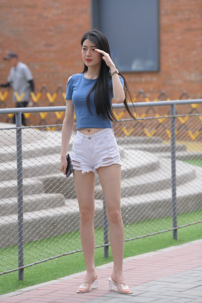 J3402 570P-11.4GB-美美图社