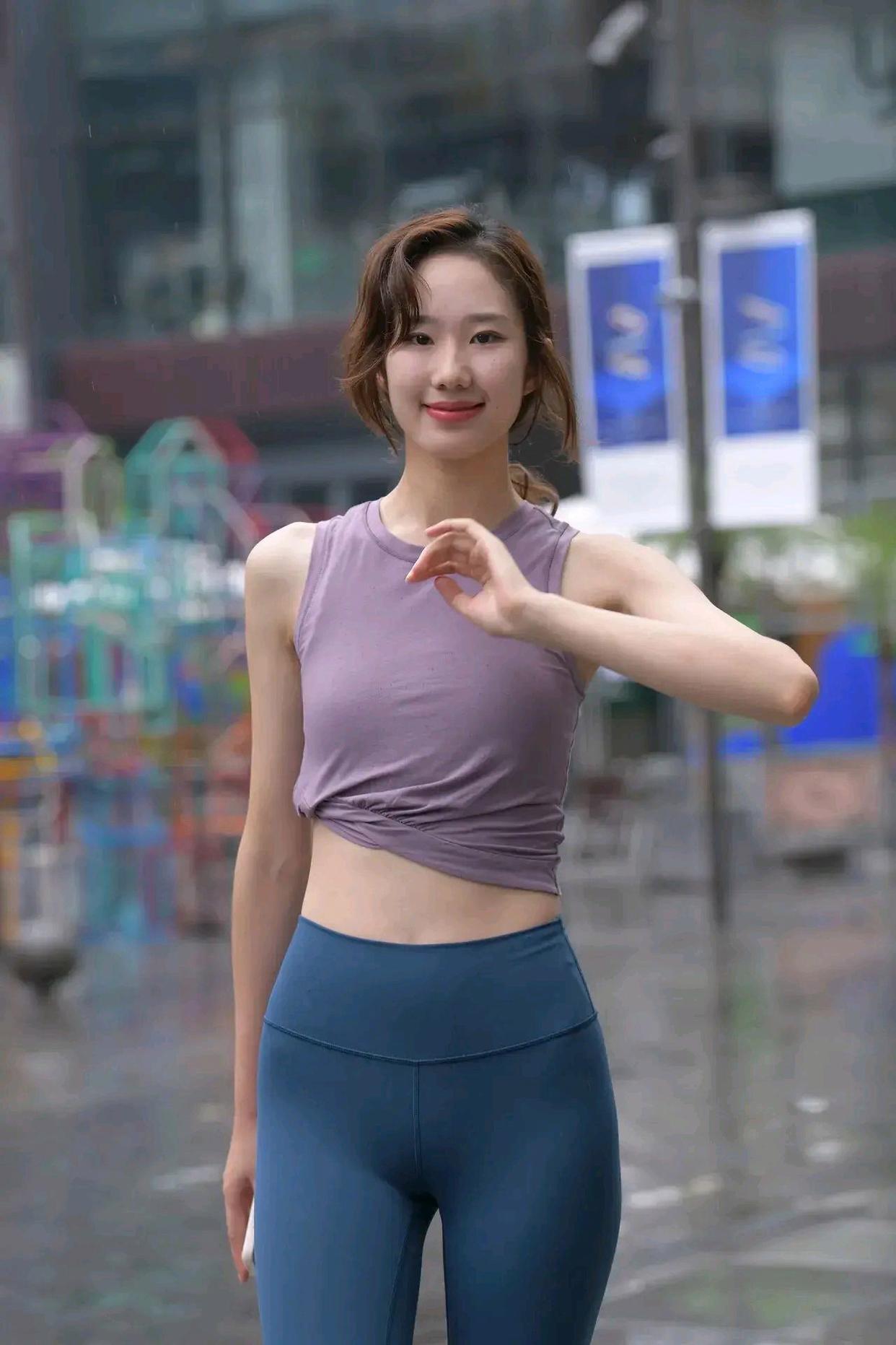 图片[2]-像刘亦菲的蓝色瑜伽裤姑娘J2234 552P1V-20.5GB-美美图社