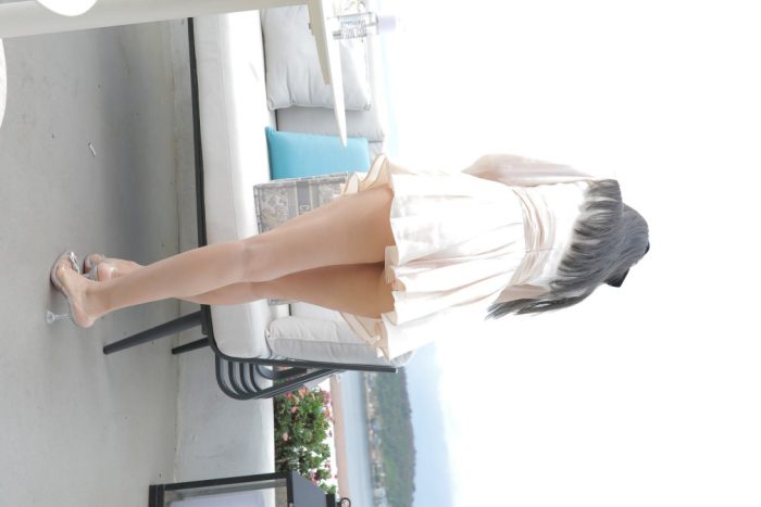 戴黑色蝴蝶结的长发女孩【369P】00027-美美图社