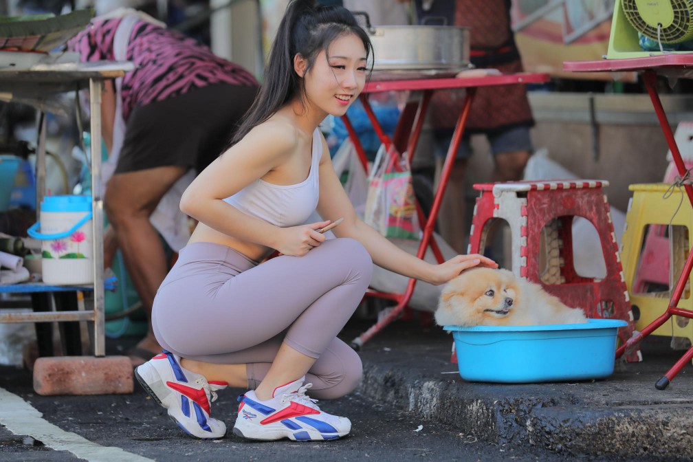 图片[3]-逛商场买东西的瑜伽裤老师【666P】00012-美美图社