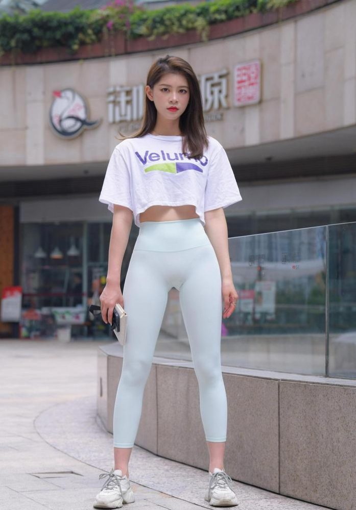 图片[1]-这个瑜伽裤女孩真的很漂亮 J1960 815P1V-28.9GB-美美图社