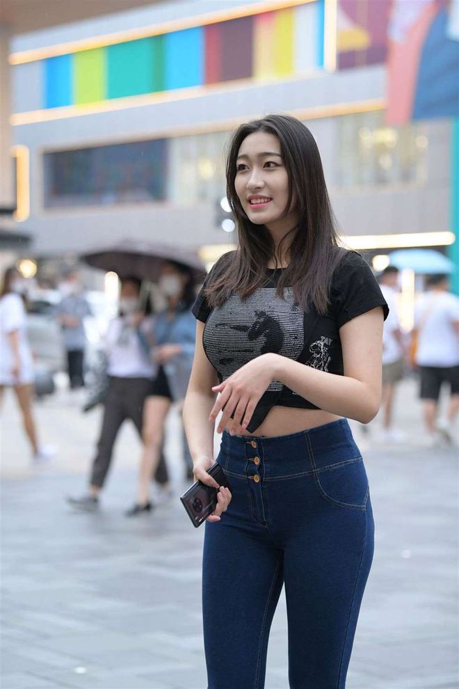图片[3]-紧身牛仔裤女人J2784 240P-6.66GB-美美图社