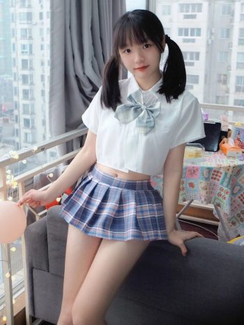 图片[7]-网格丝袜的清纯双马尾小姑娘-美美图社
