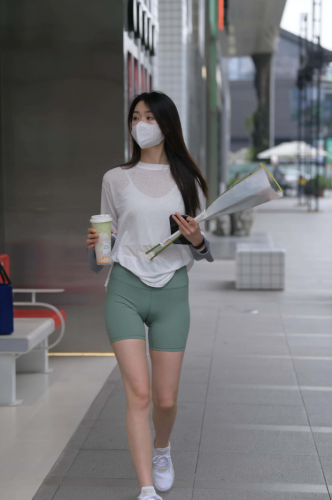 图片[5]-路边买花的白衣长发姑娘【884P】J5726